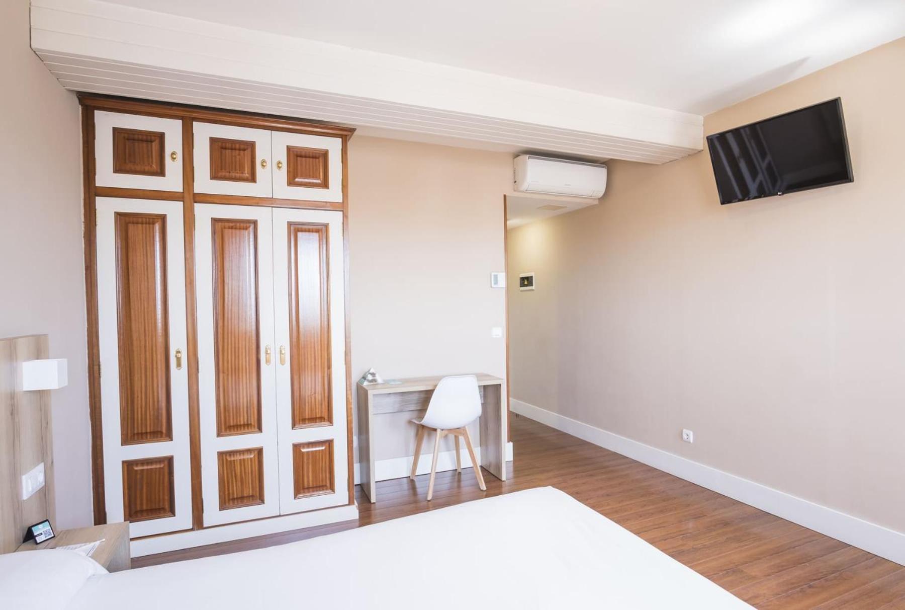 Hotel Alda Avenida Santiago de Compostela Ngoại thất bức ảnh
