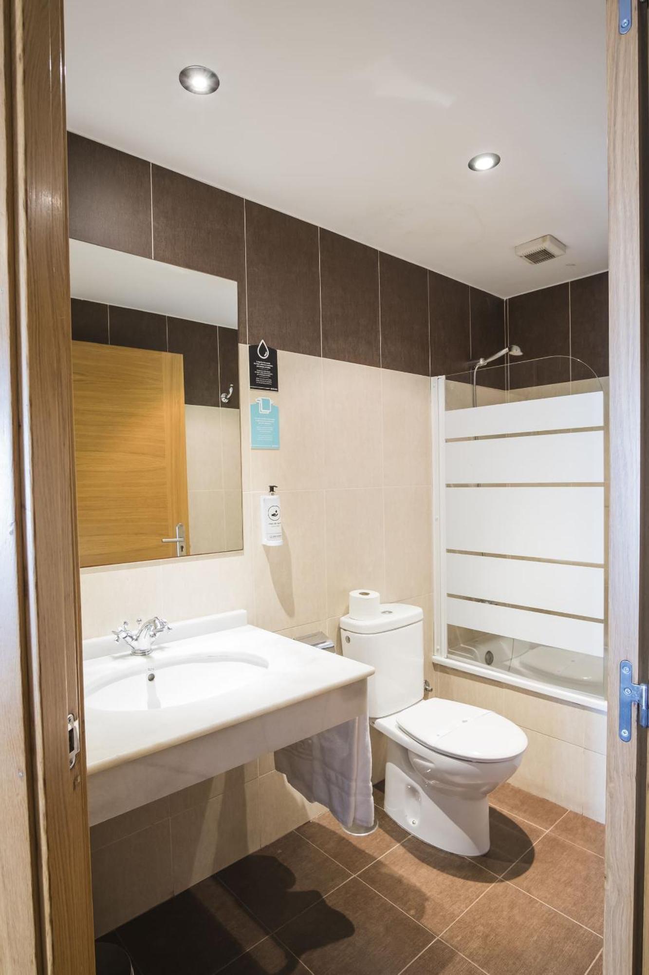 Hotel Alda Avenida Santiago de Compostela Ngoại thất bức ảnh